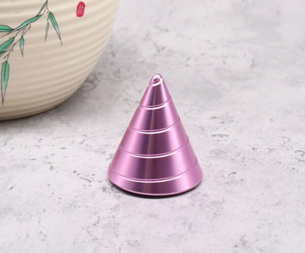 Spiral Cone Optical Illusion Spinner - Image 4