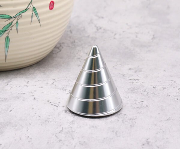 Spiral Cone Optical Illusion Spinner - Image 3